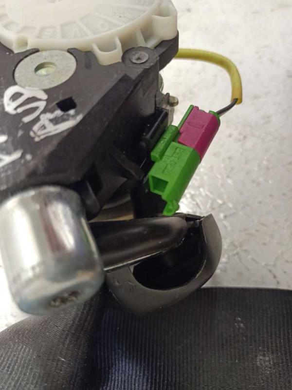 CEINTURE AVANT DROIT SKODA FABIA 5J 2007-2014 - Vue 3